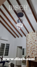 آویز مشکی طلایی