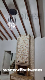 آویز مشکی طلایی