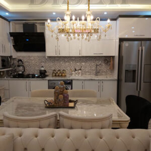 لوستر خطی با شاخه های بلوری