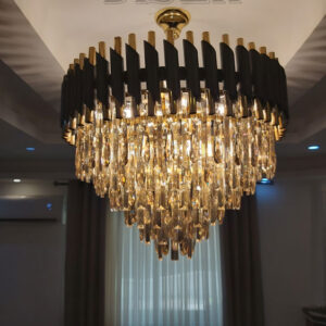 لوستر کریستالی طبقاتی برای فضای 35 تا 40 متری