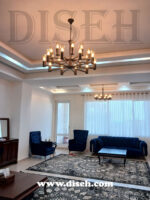 اجرای لوستر مدرن در خانه آپارتمانی