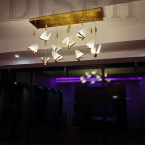 لوستر خطی پروانه