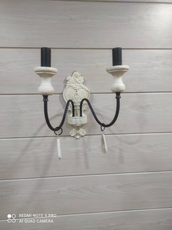 لوستر چوب و فلز سفید مشکی